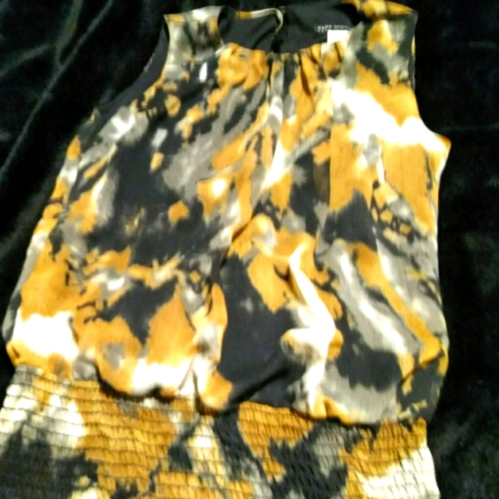 Sara Michelle ladies sleeveless blouse sz small